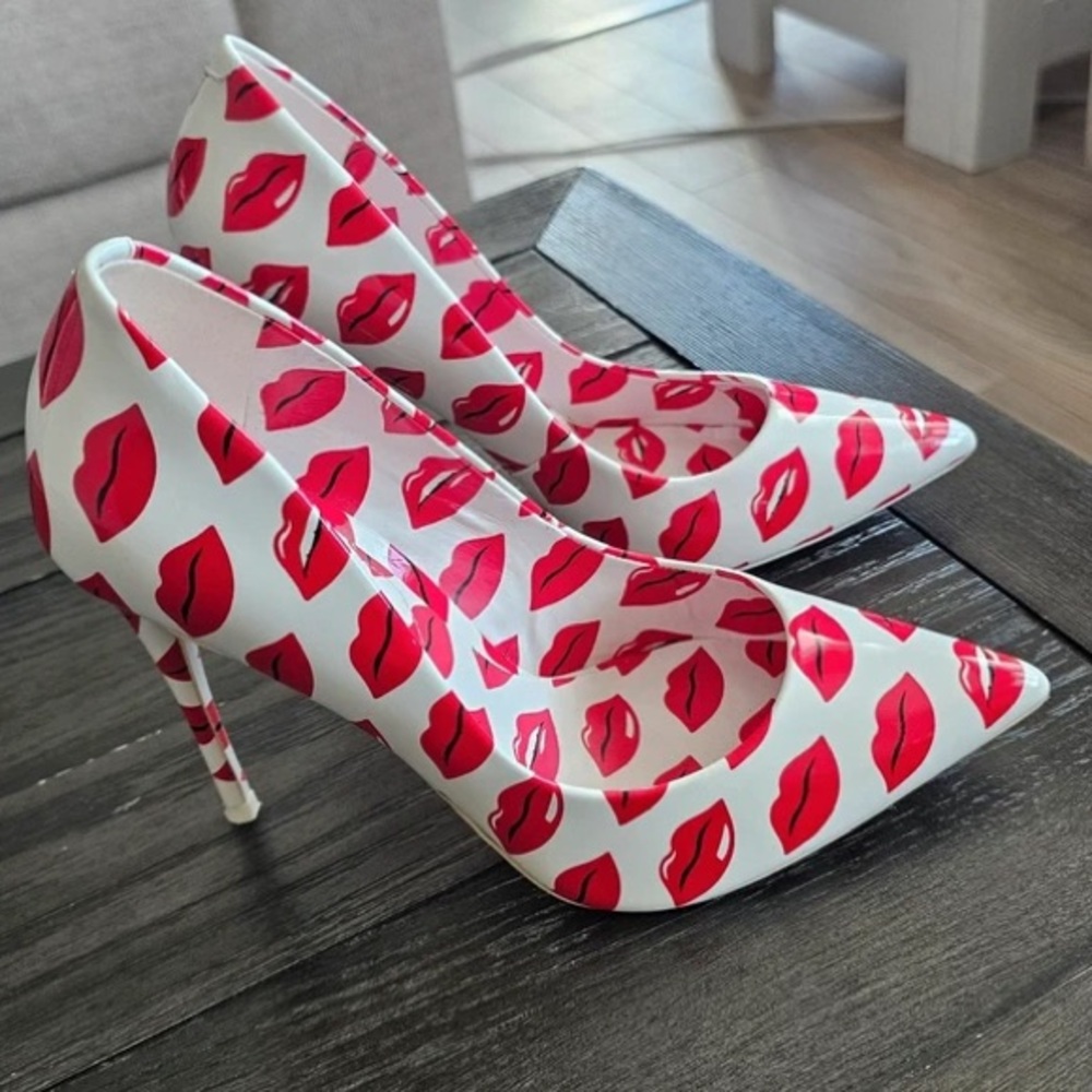 Aldo Red Lip Print White Heels